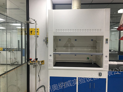 如何選擇不銹鋼實驗室通風柜呢？